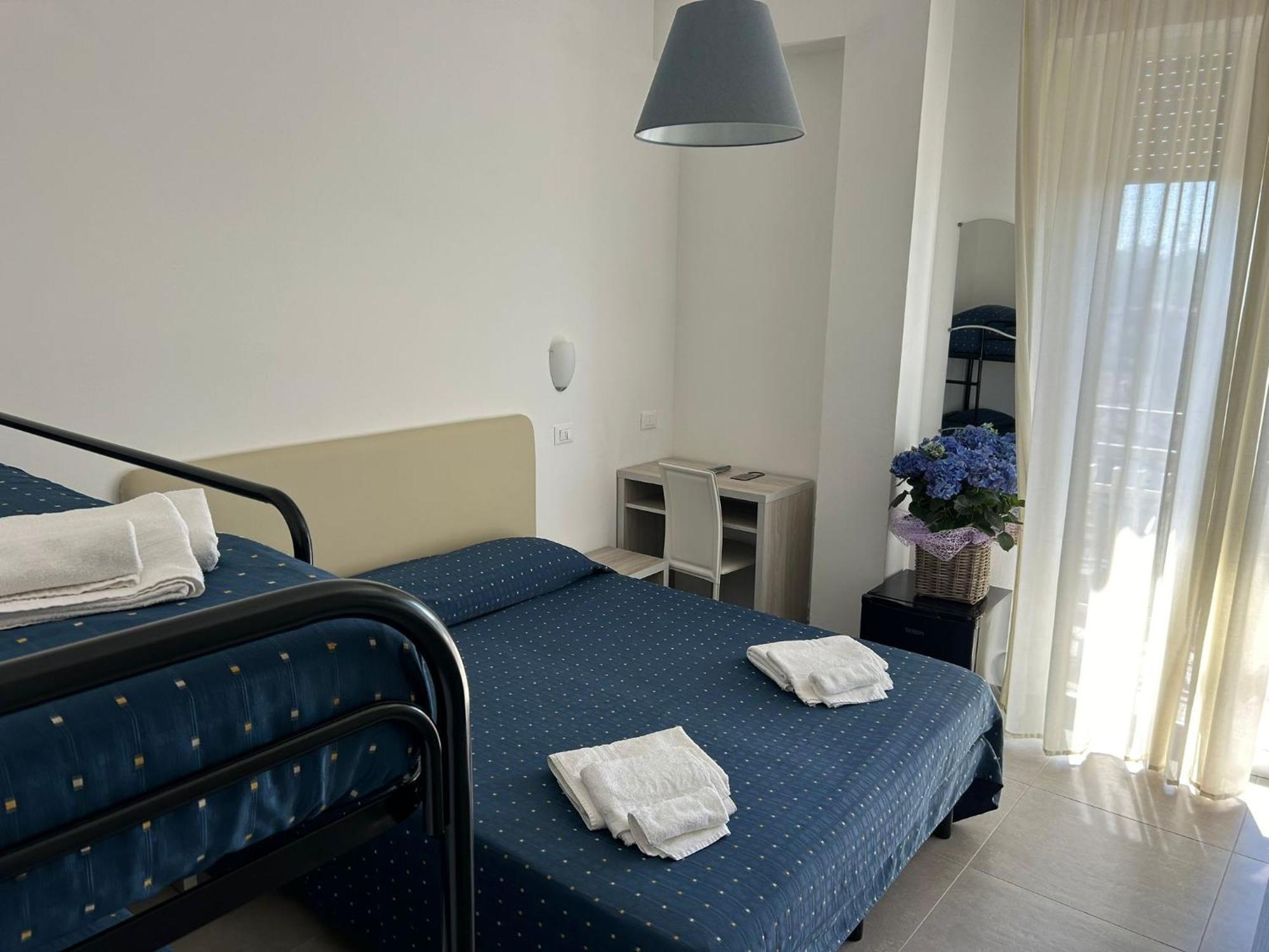 Hotel Concorde Беллария-Иджеа-Марина Экстерьер фото